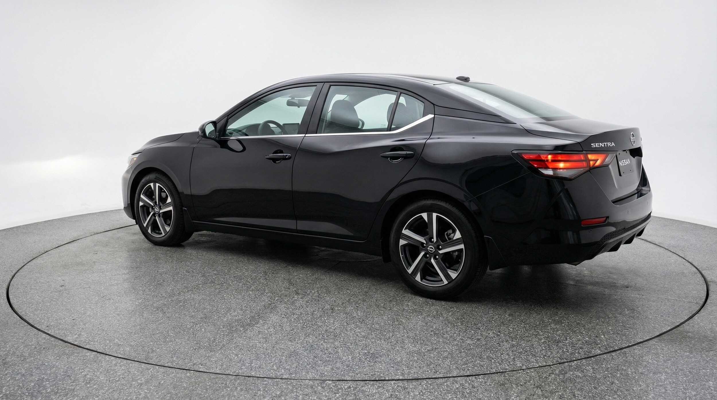 Thumbnail: 2025 Nissan Sentra - 5