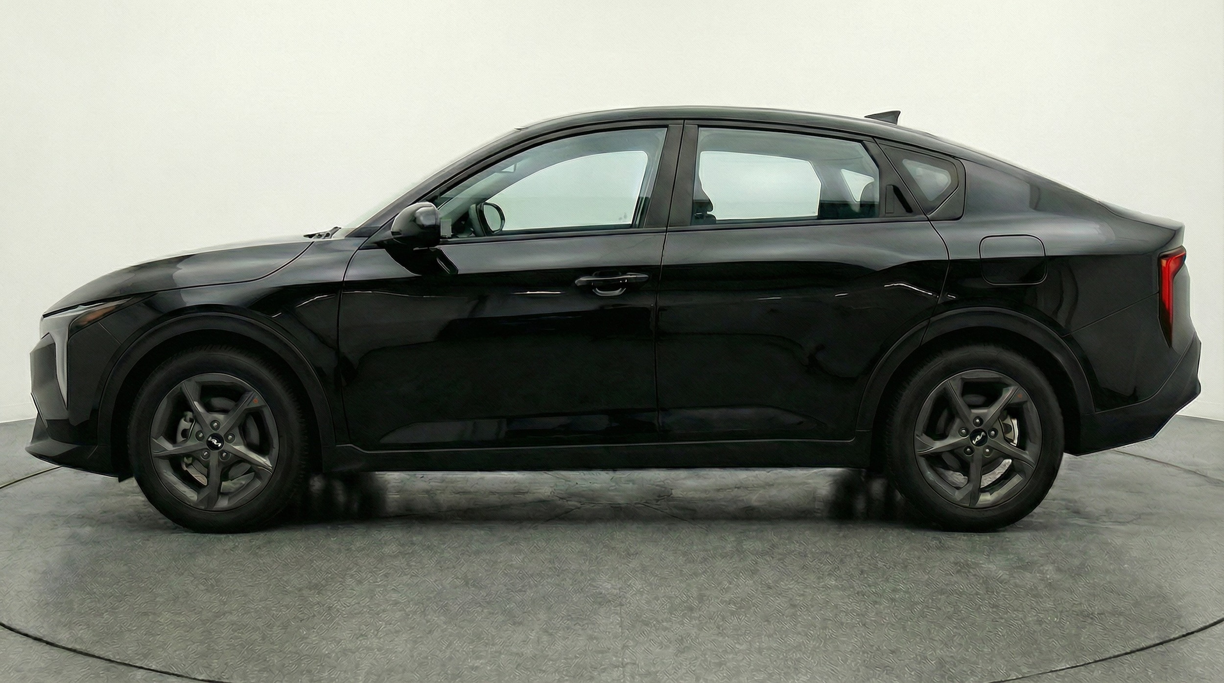 Thumbnail: 2025 Kia K4 - 4