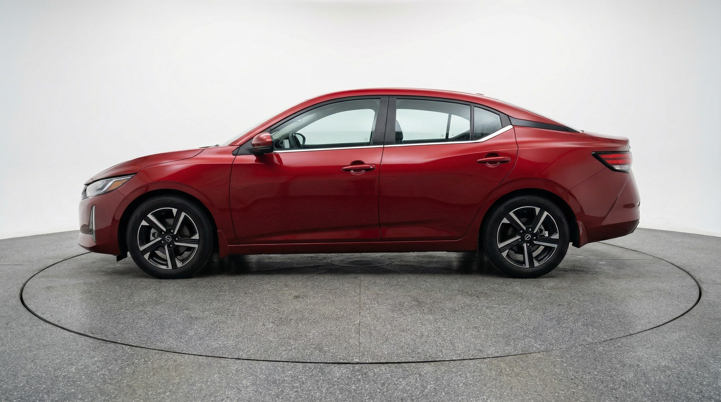 Thumbnail: 2025 Nissan Sentra - 4