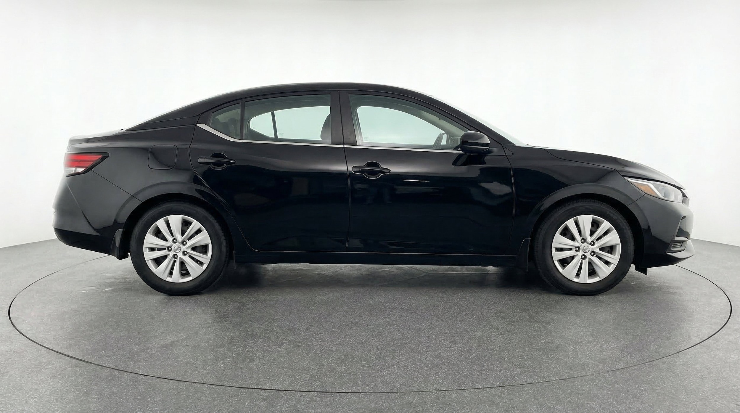 Thumbnail: 2025 Nissan Sentra - 11