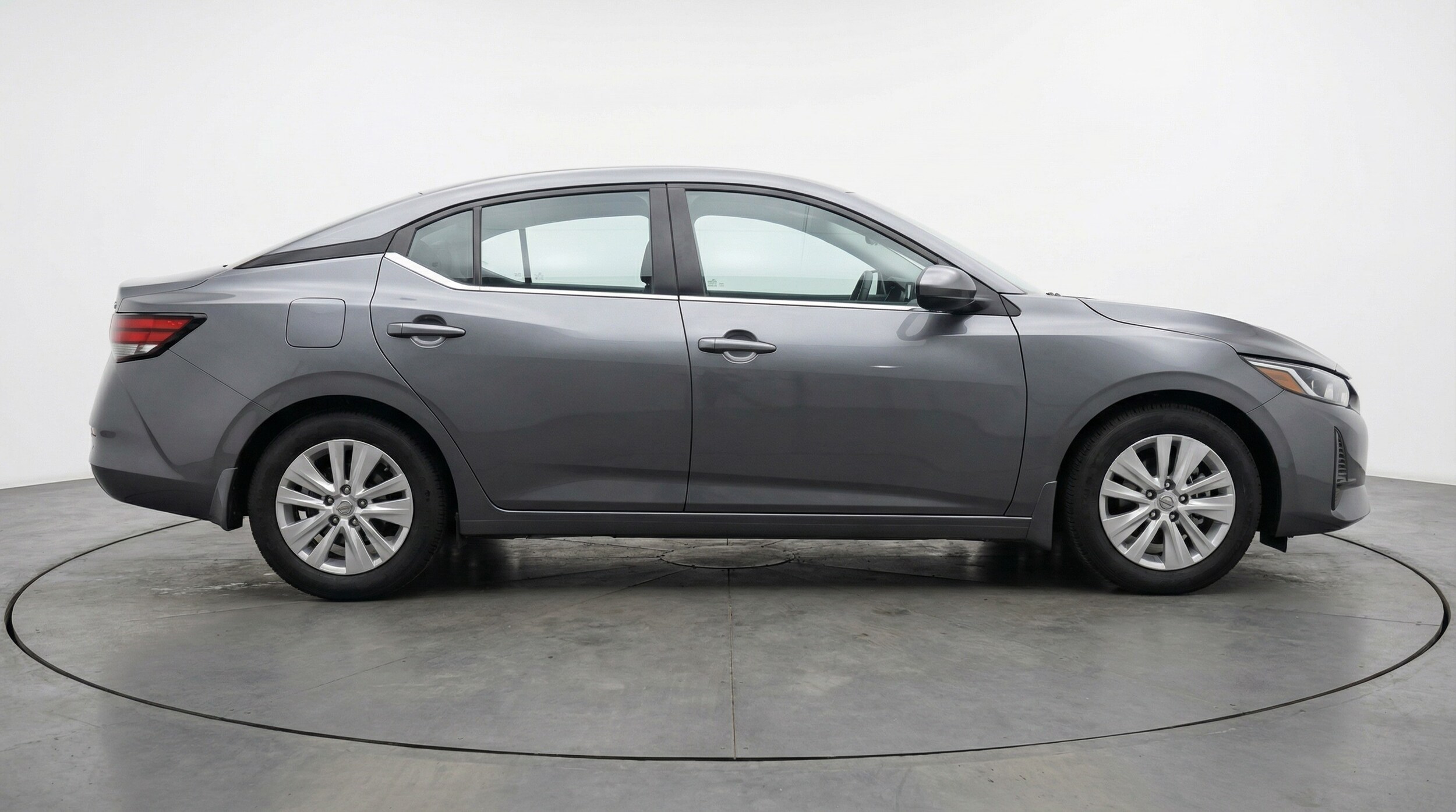 Thumbnail: 2025 Nissan Sentra - 8