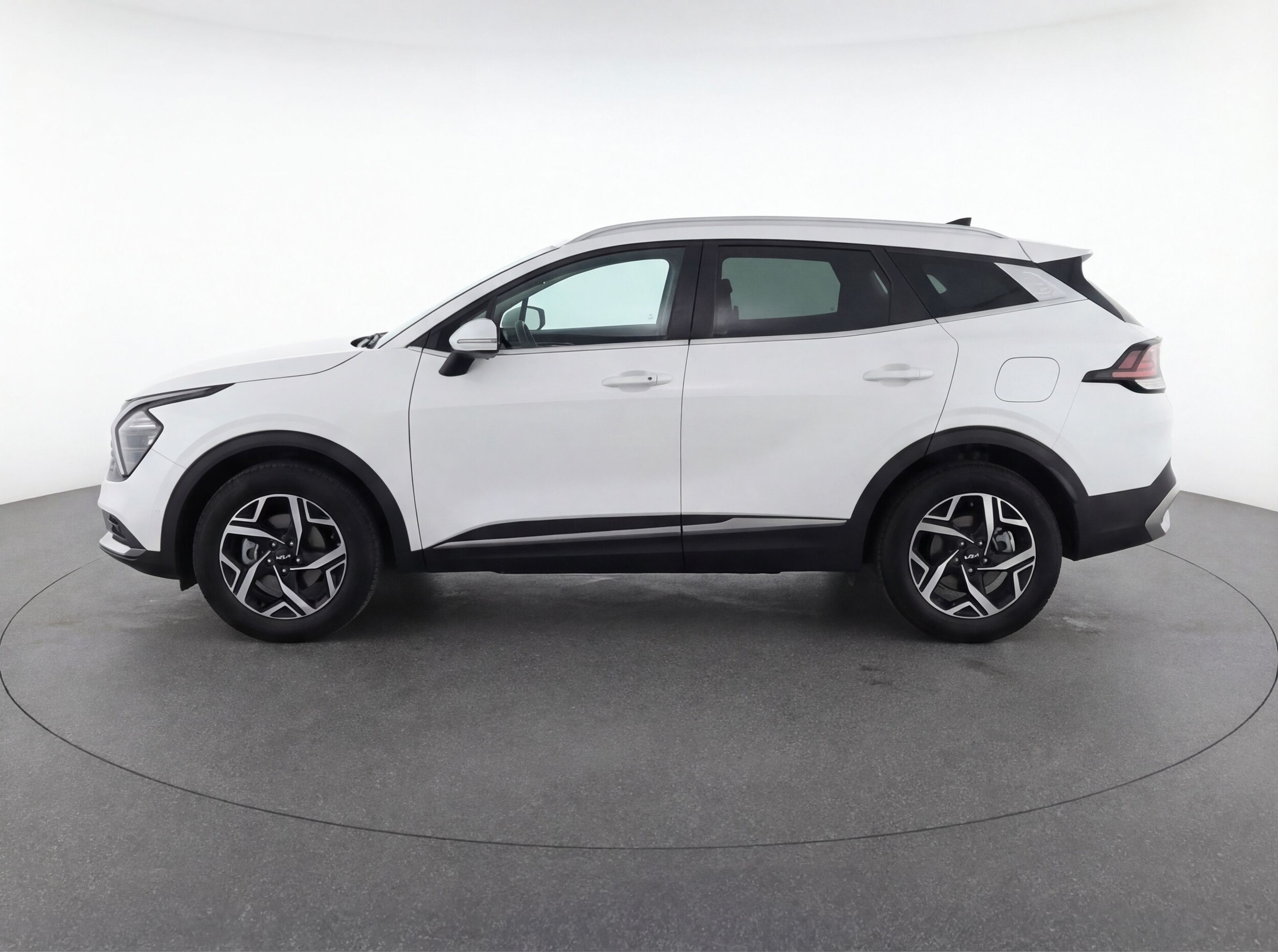 Thumbnail: 2025 Kia Sportage - 4