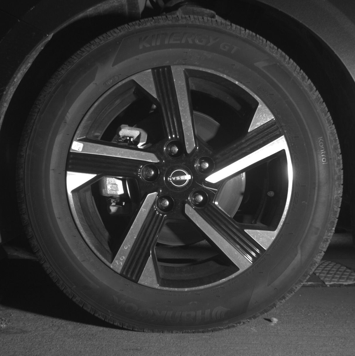 Thumbnail: 2025 Nissan Sentra - 9