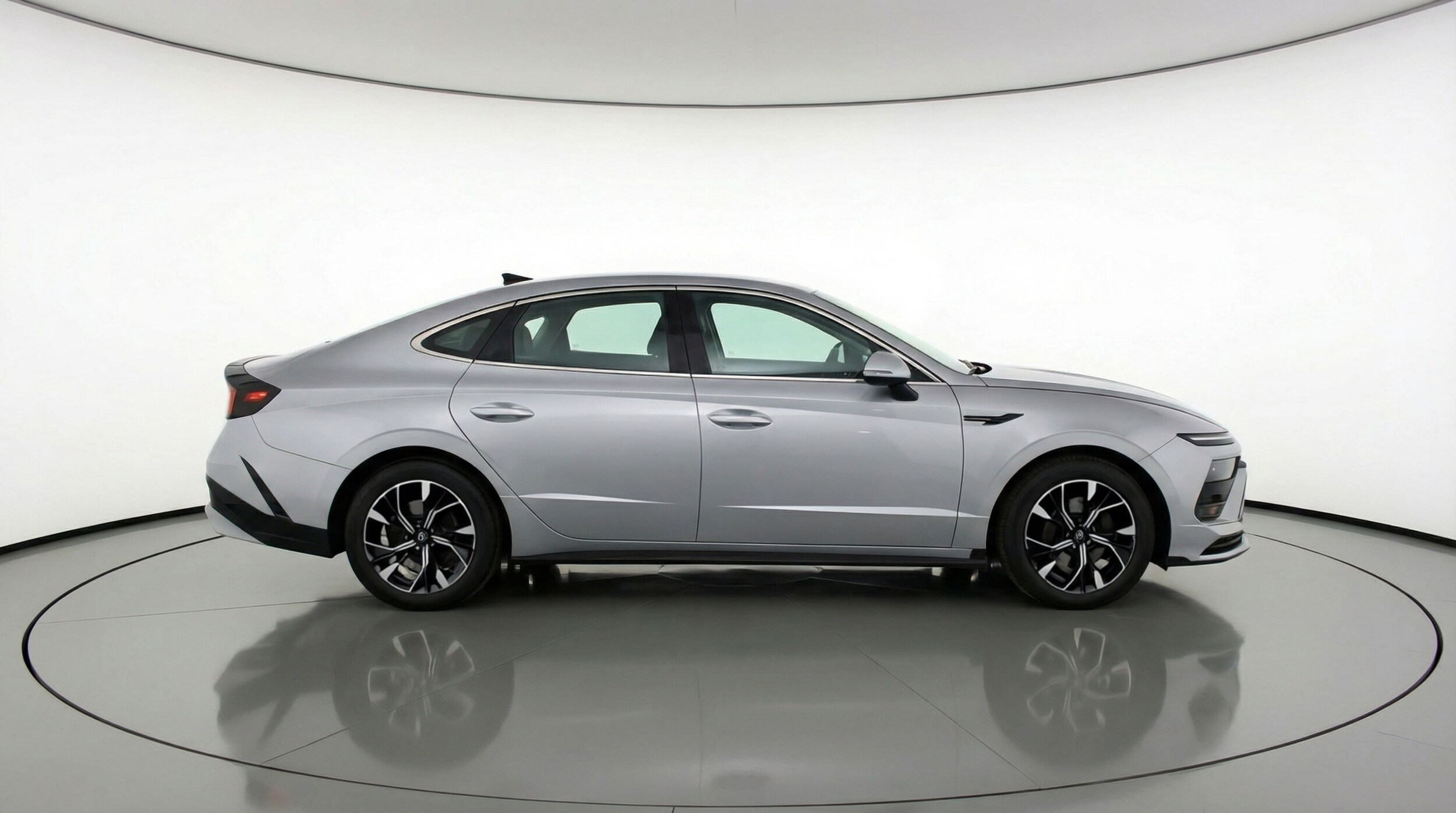 Thumbnail: 2025 Hyundai Sonata - 8