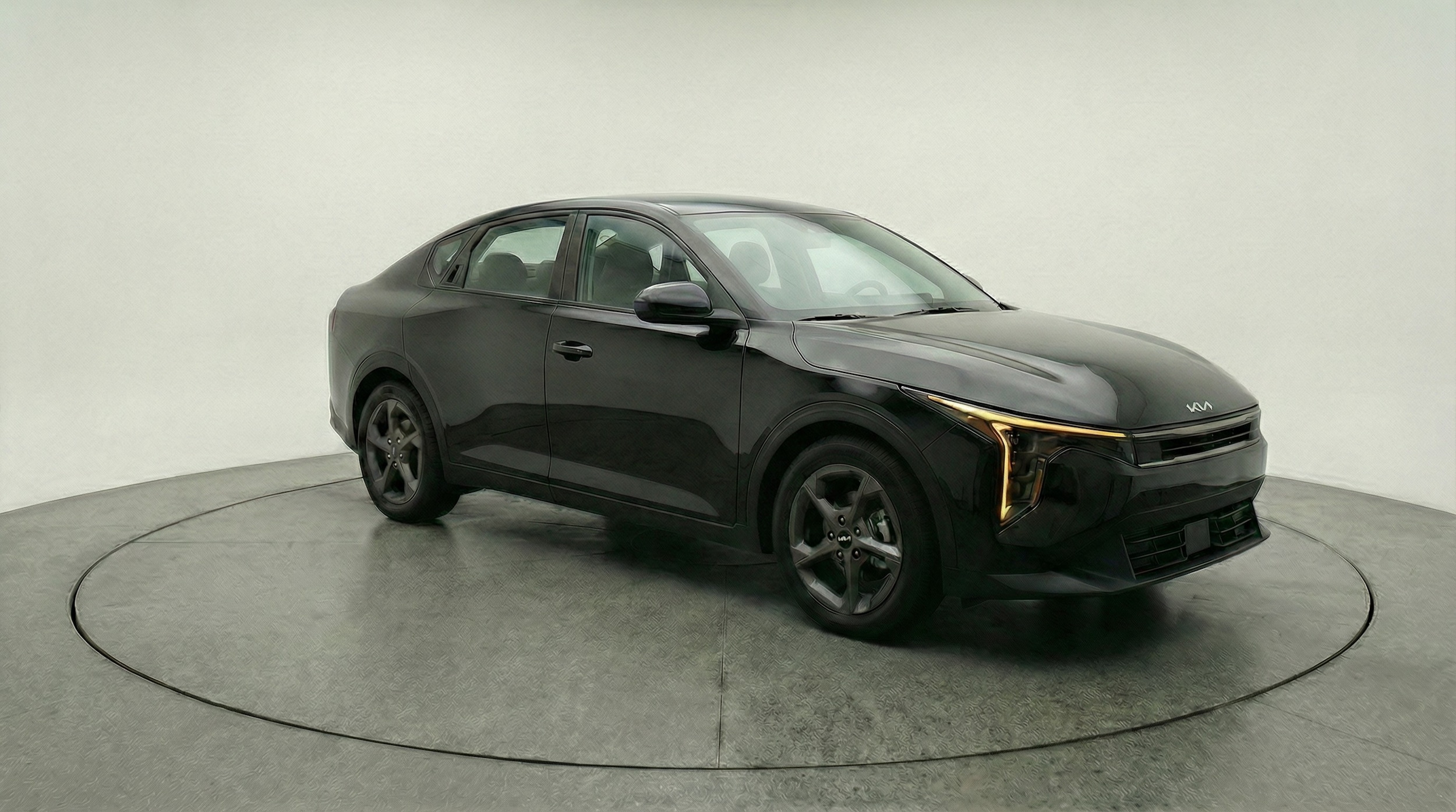 Thumbnail: 2025 Kia K4 - 1