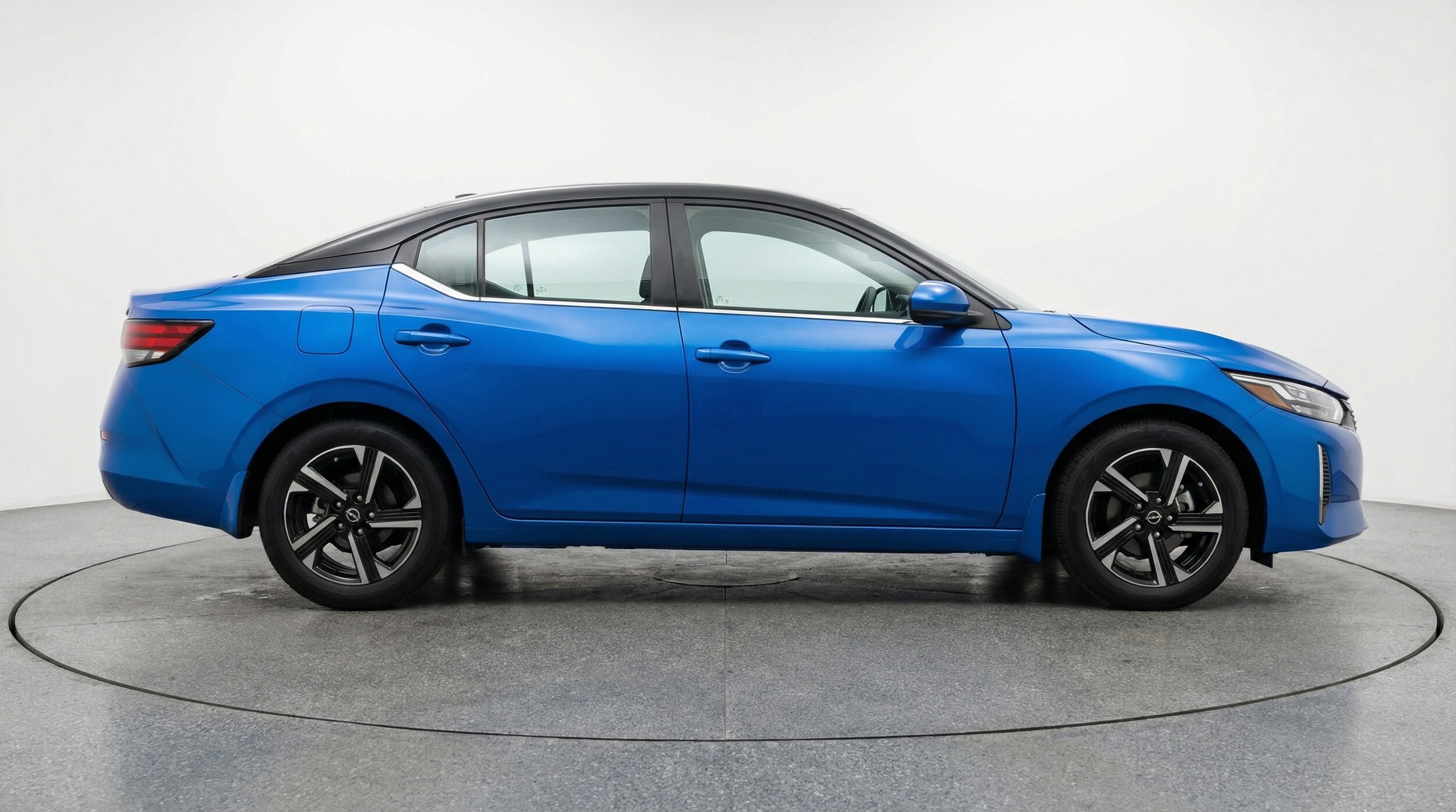 Thumbnail: 2025 Nissan Sentra - 8