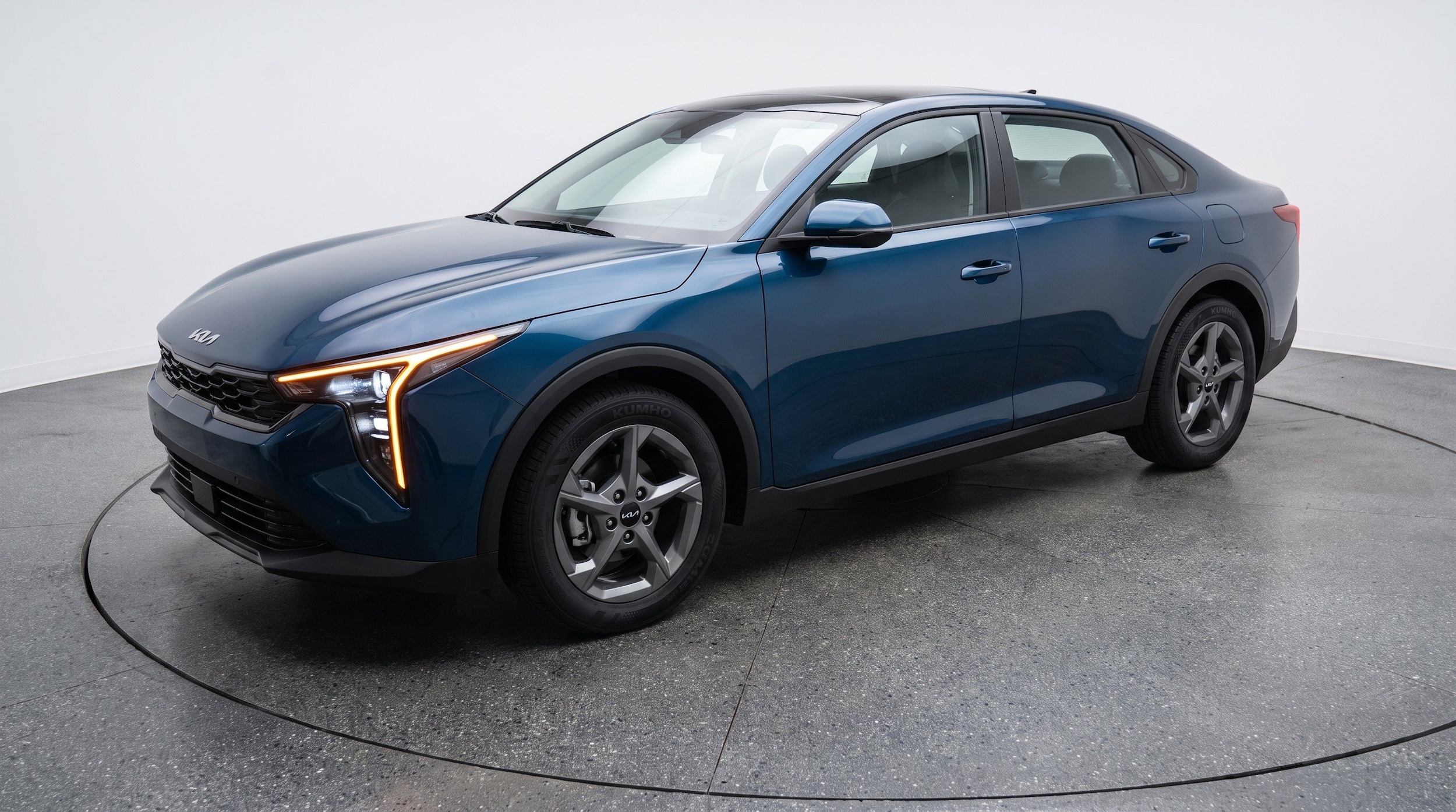 Thumbnail: 2026 Kia K4 - 3