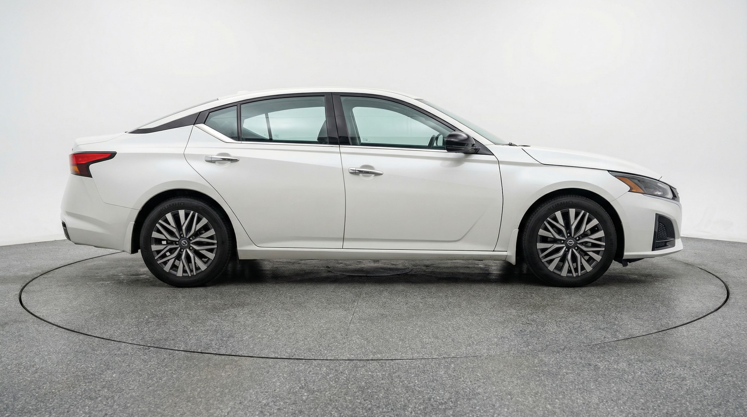 Thumbnail: 2025 Nissan Altima - 8