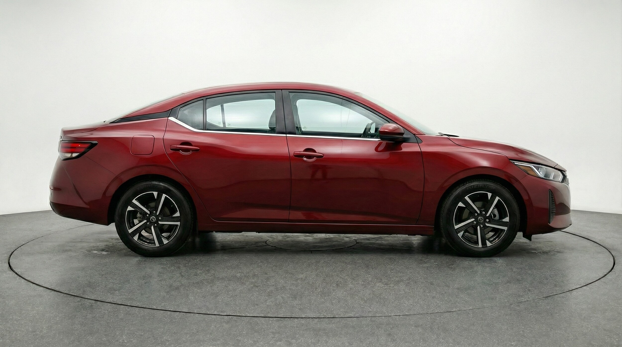 Thumbnail: 2025 Nissan Sentra - 8