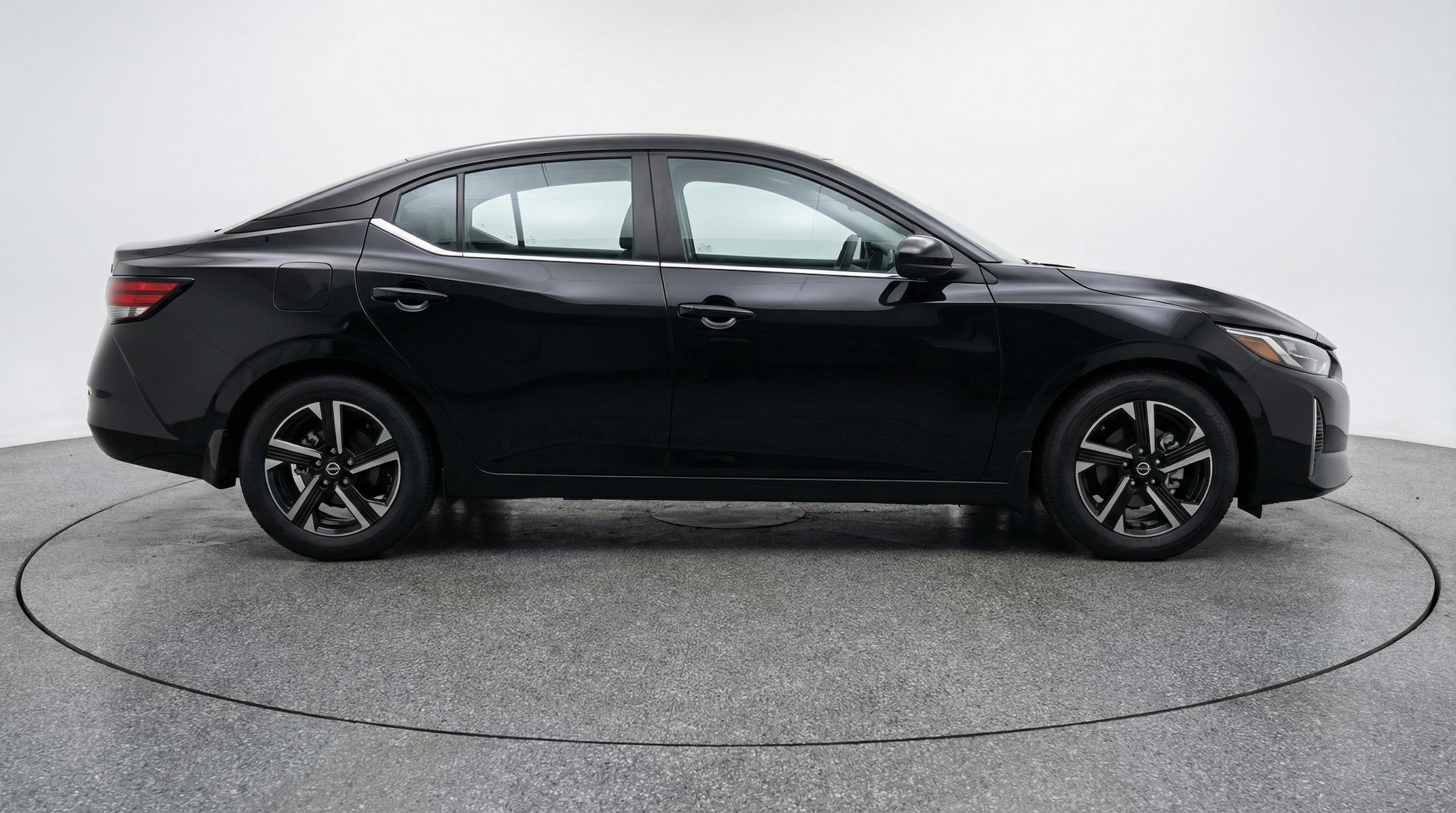 Thumbnail: 2025 Nissan Sentra - 8