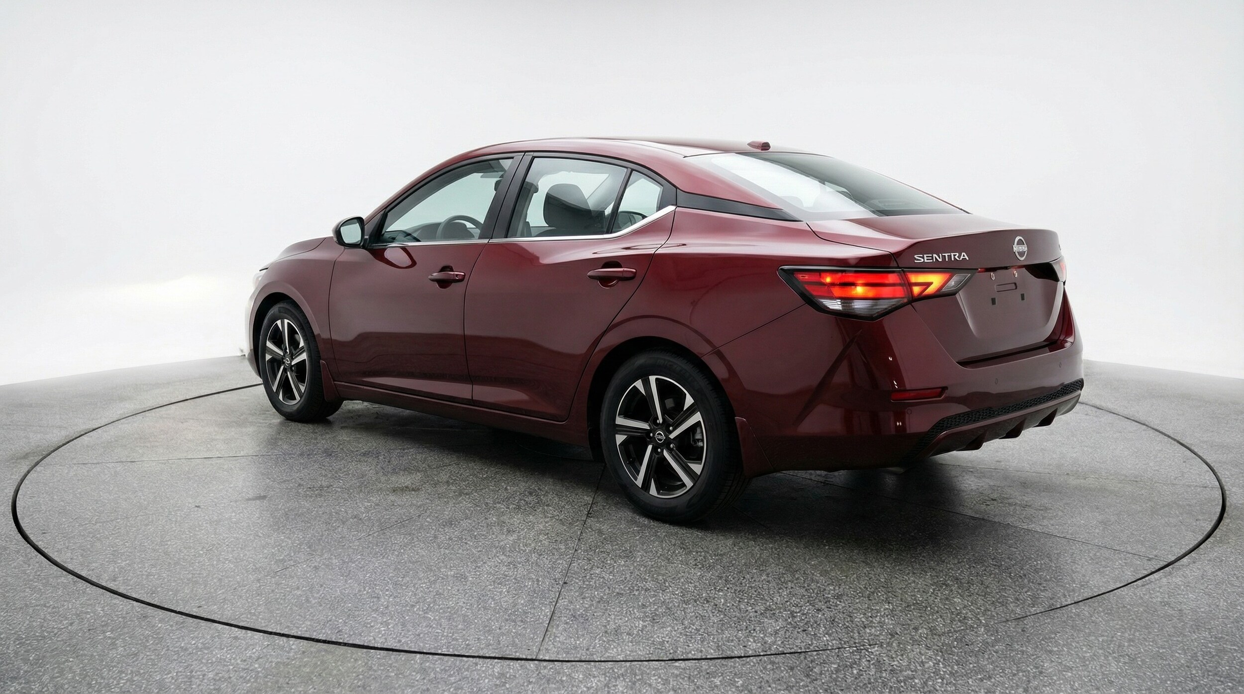 Thumbnail: 2025 Nissan Sentra - 5