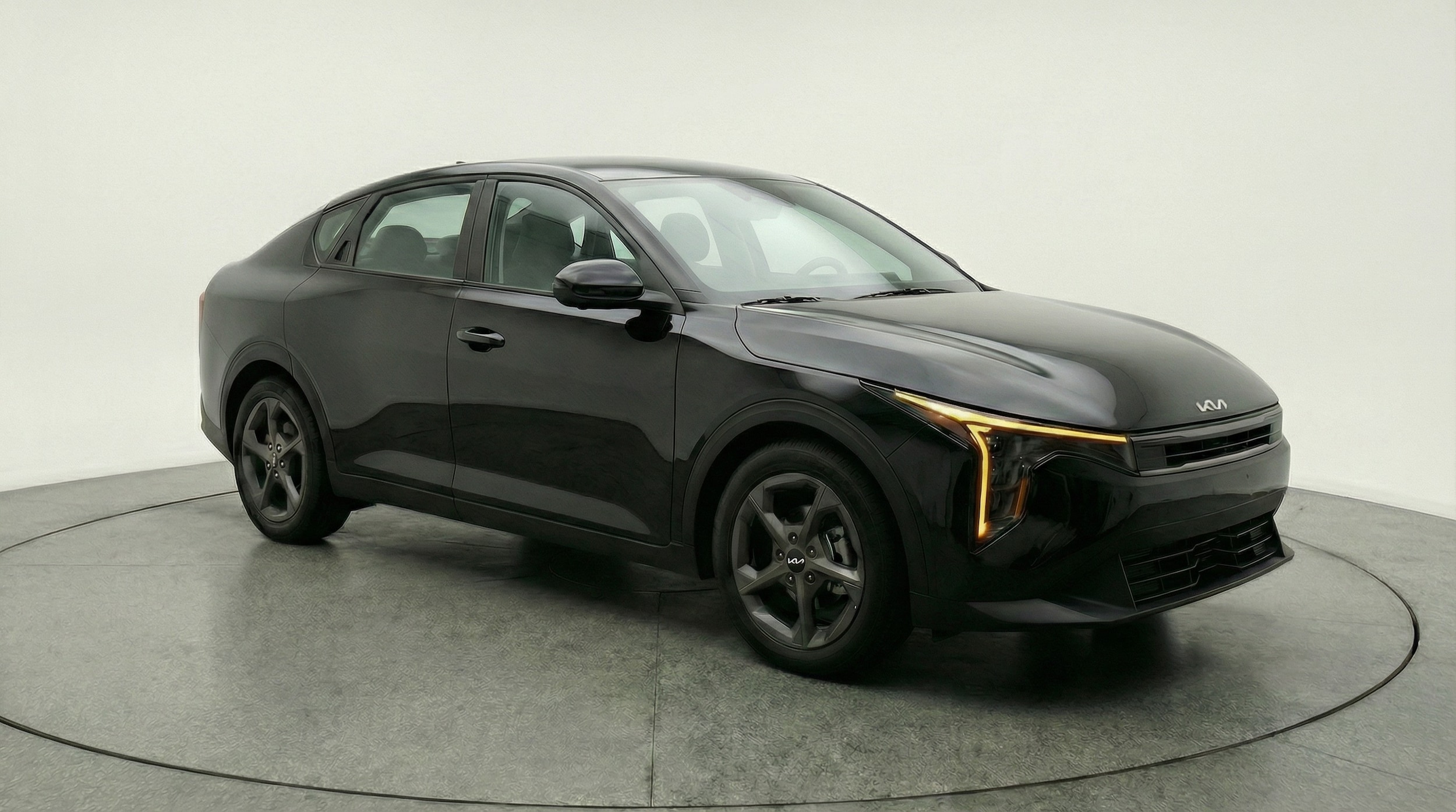 Thumbnail: 2025 Kia K4 - 1