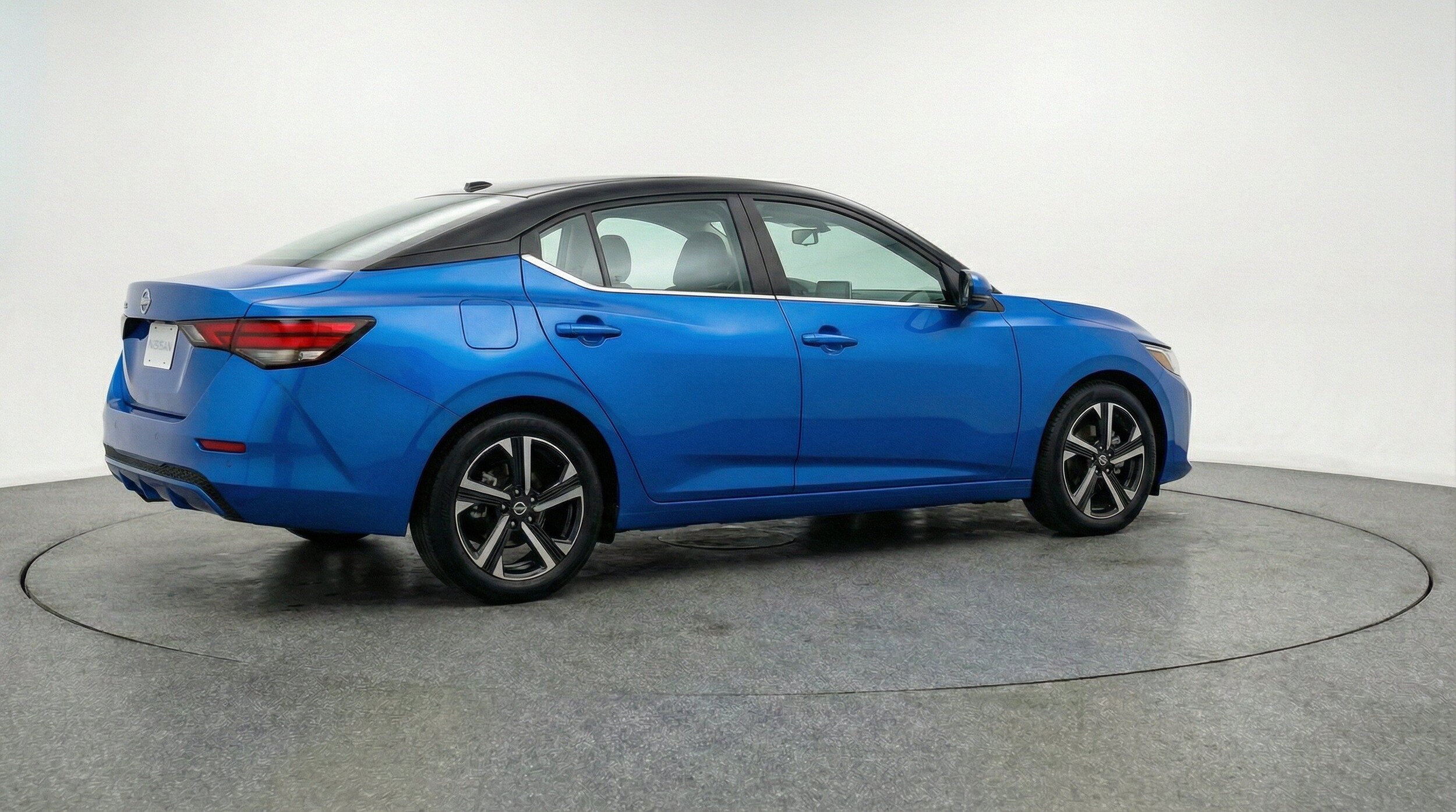 Thumbnail: 2025 Nissan Sentra - 9