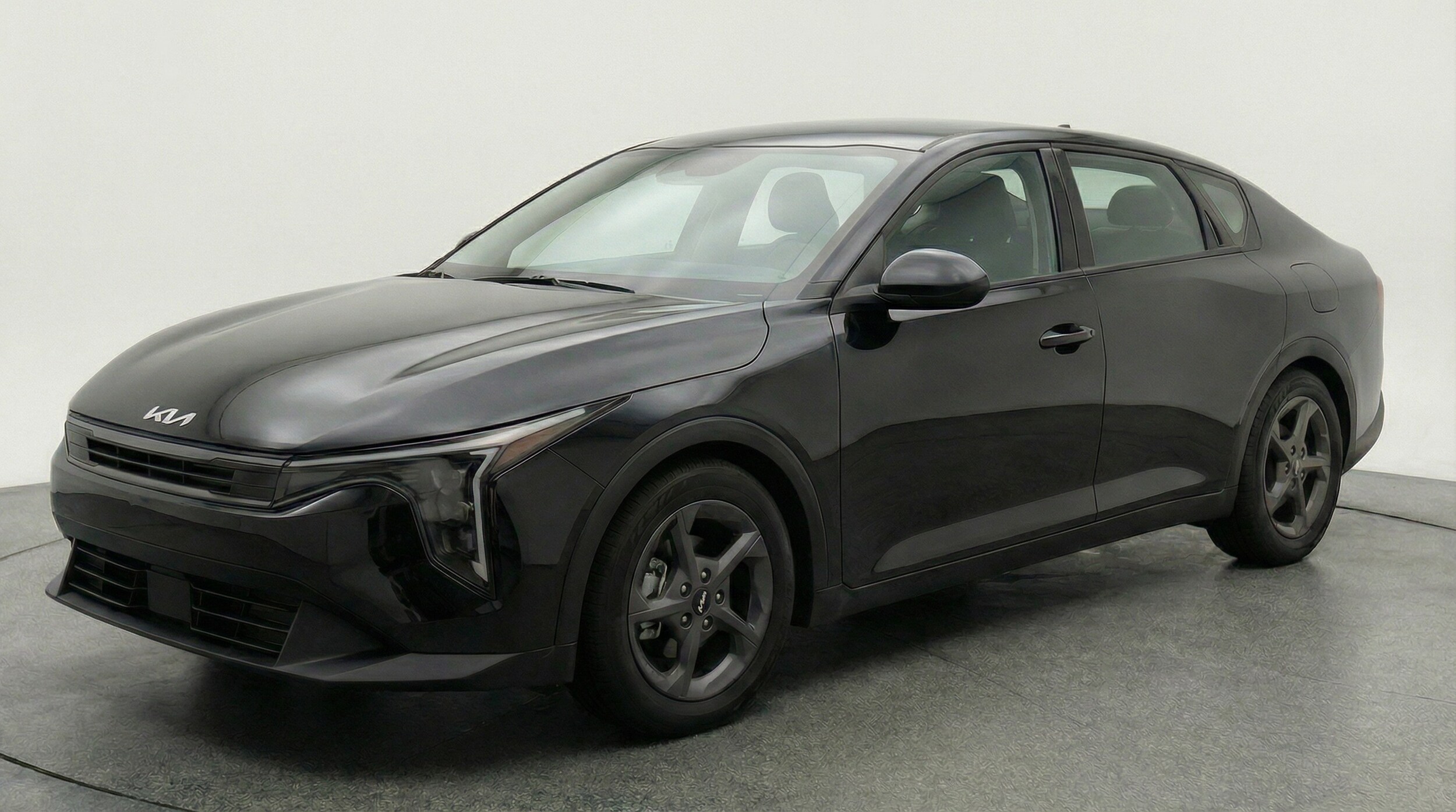 Thumbnail: 2025 Kia K4 - 3