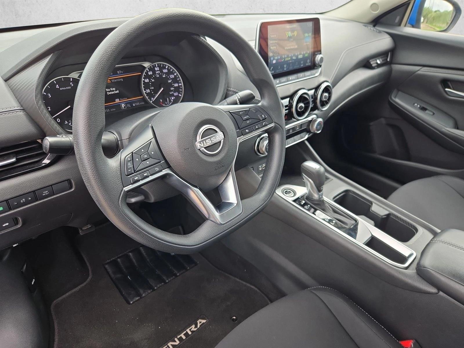 2025 Nissan Sentra SV - Photo 9