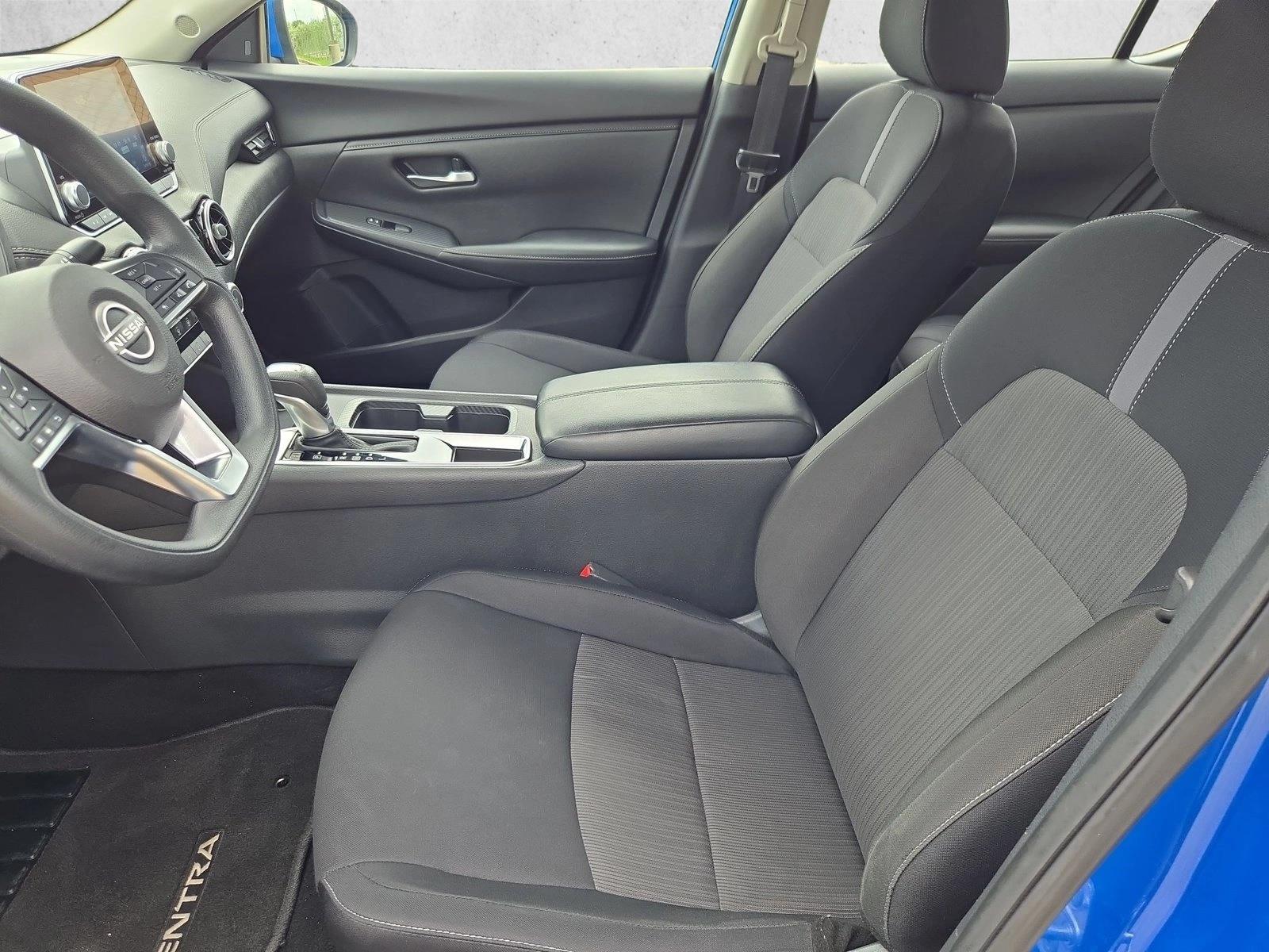 2025 Nissan Sentra SV - Photo 14