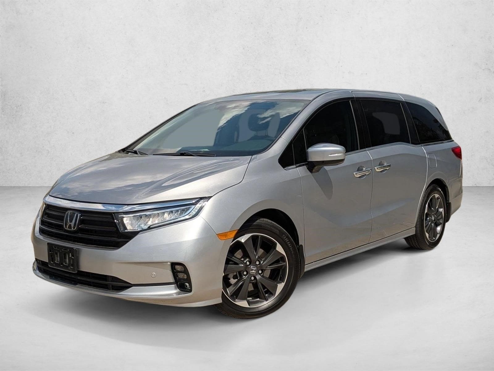 2024 Honda Odyssey Elite's photo