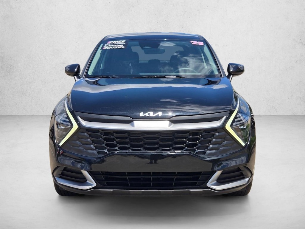 Used 2025 Kia Sportage LX SUV