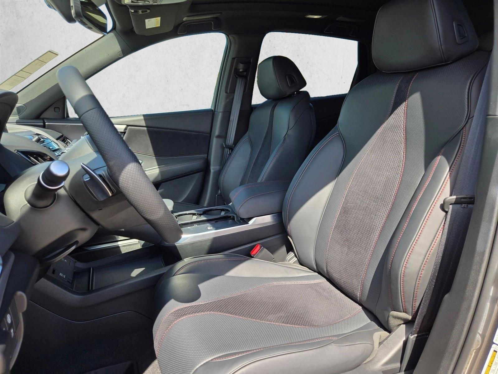 2025 Acura RDX A-Spec photo 3