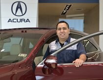 Staff member Hector Ortiz from ID_250d4599689b