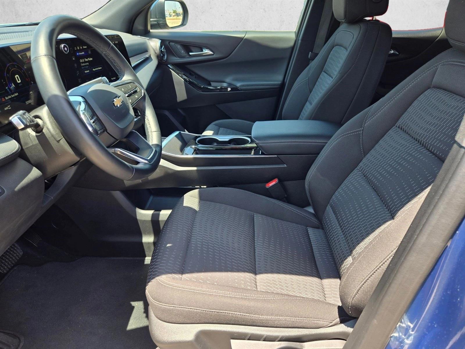 2025 Chevrolet Equinox LT - Photo 15
