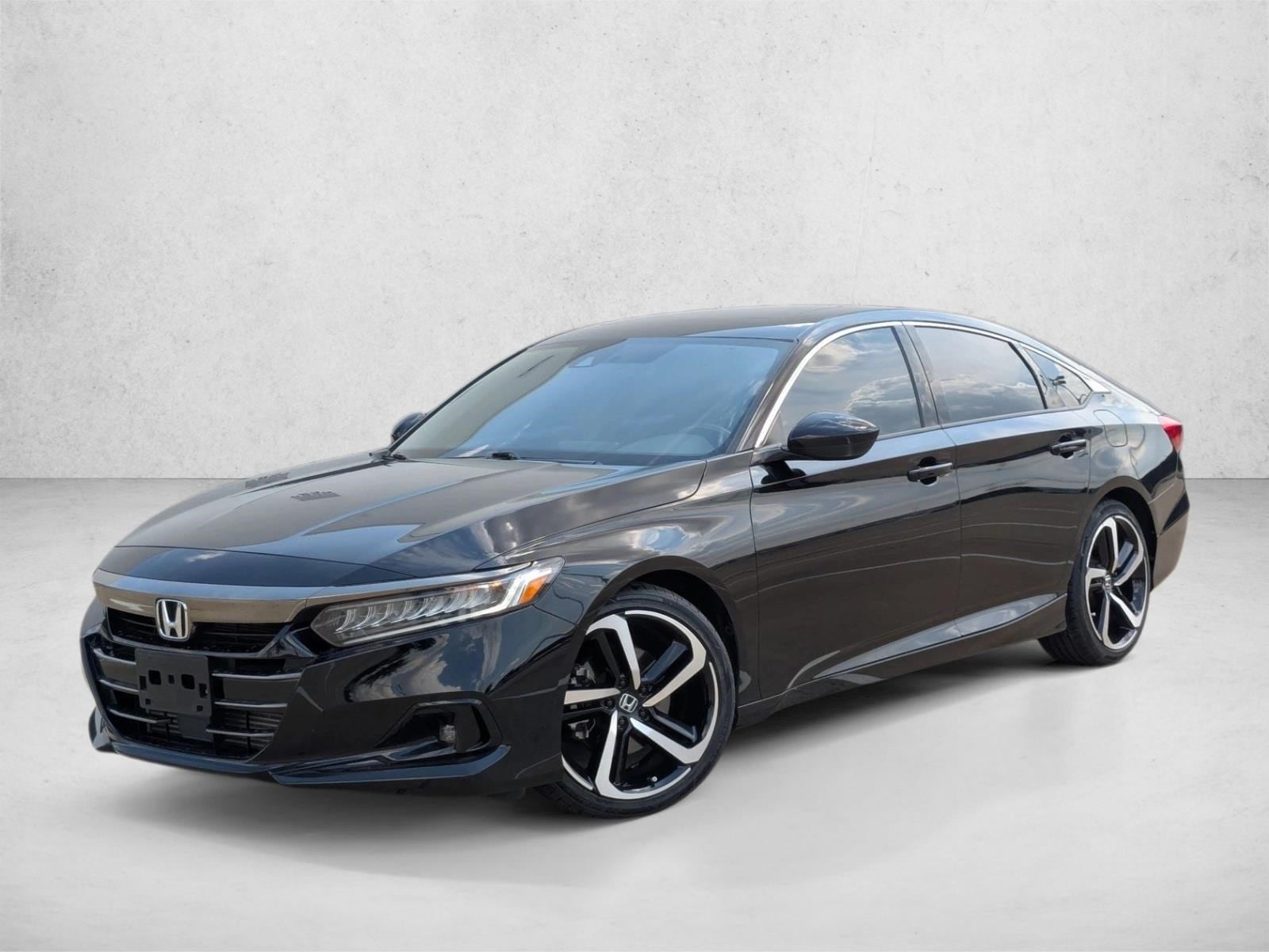 2022 Honda Accord Sport's photo