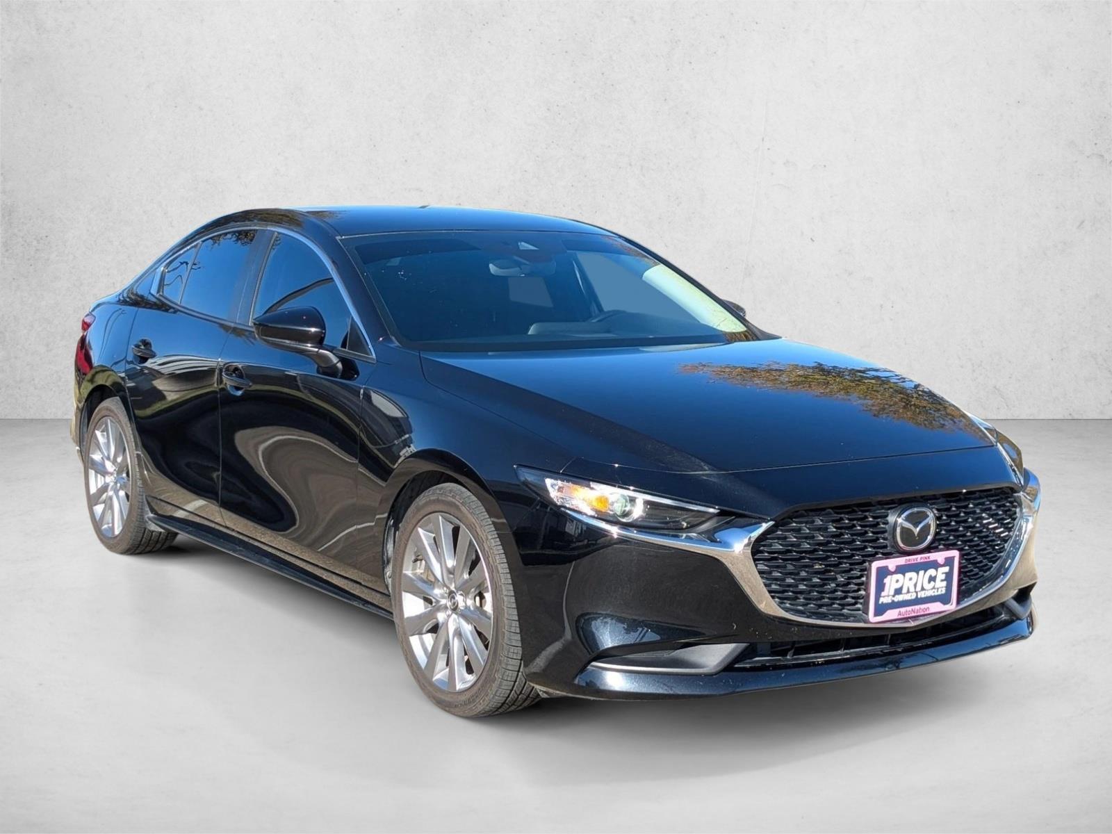 2022 Mazda Mazda3 Select photo 3