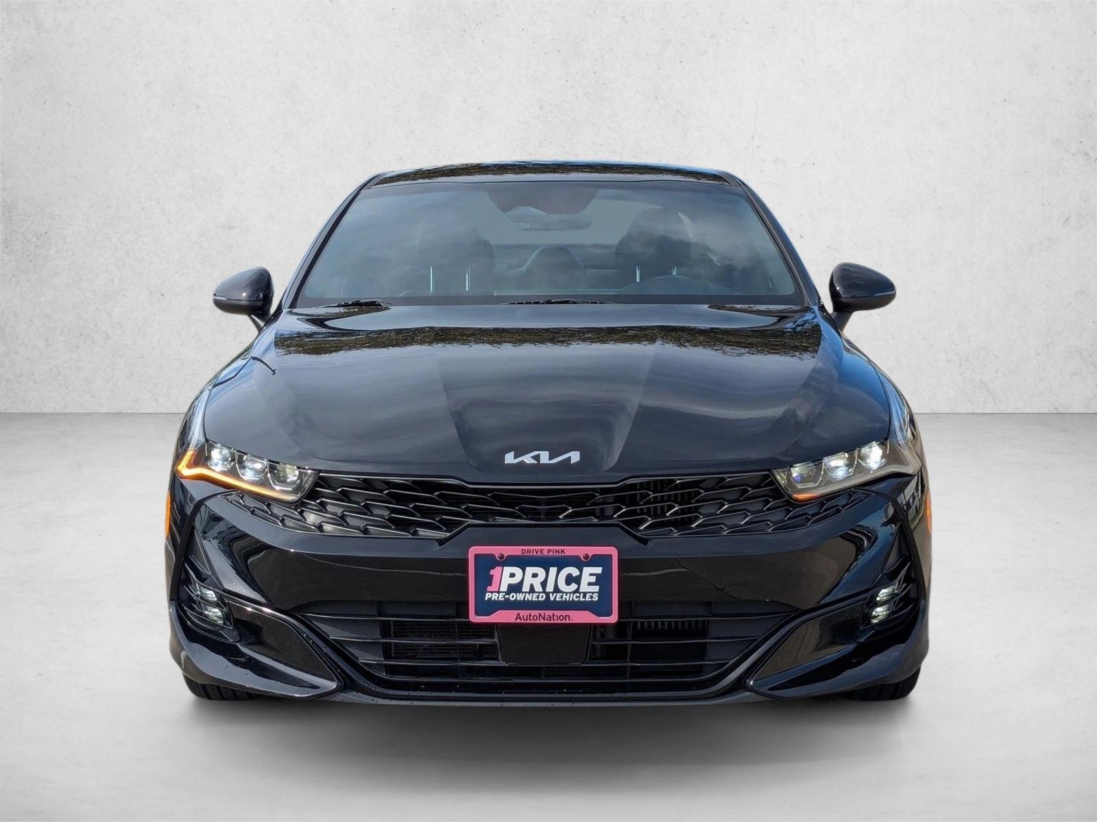 2024 Kia K5 GT-Line photo 2