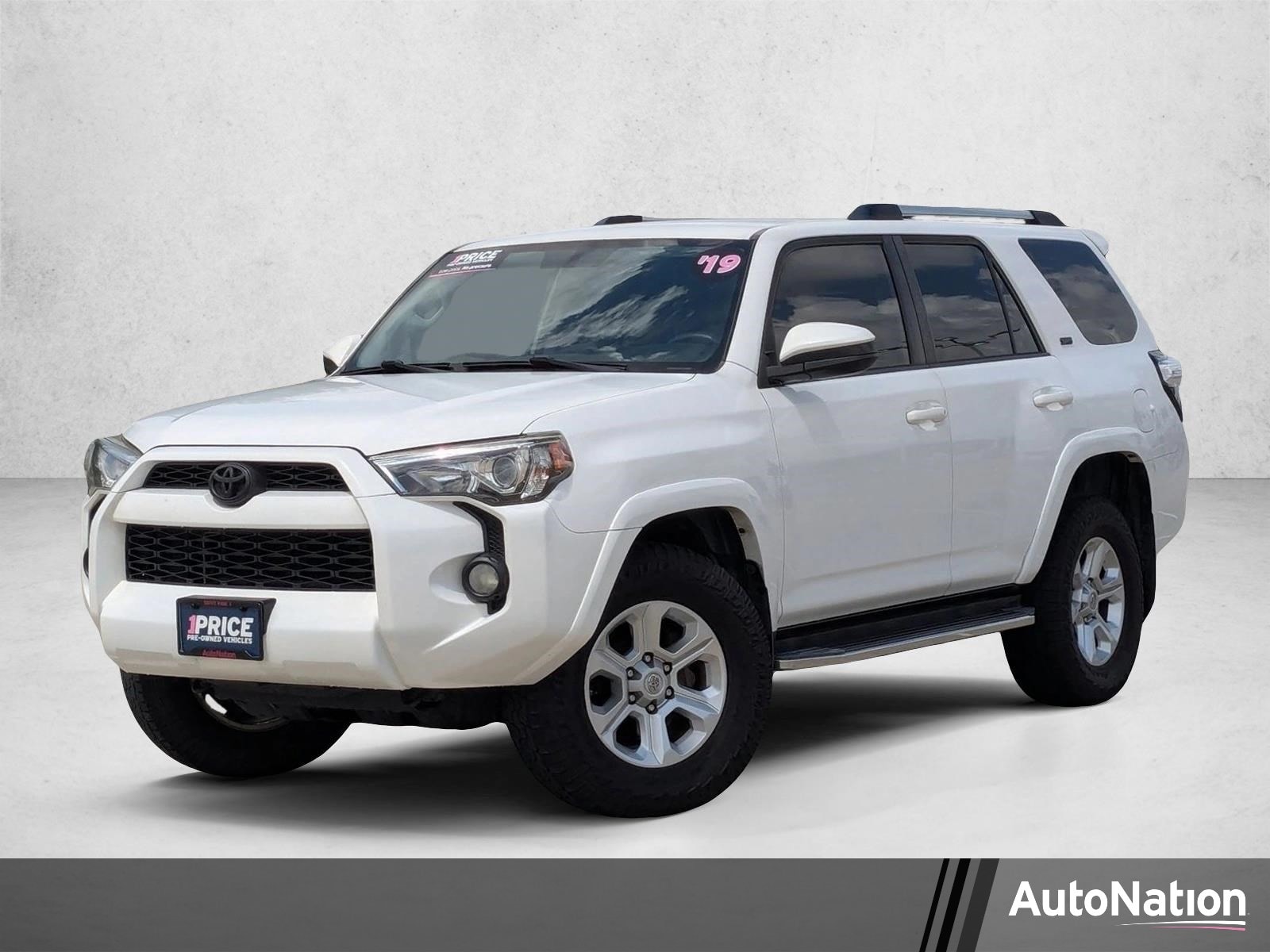 2019 Toyota 4Runner SR5 4x4 V6's photo