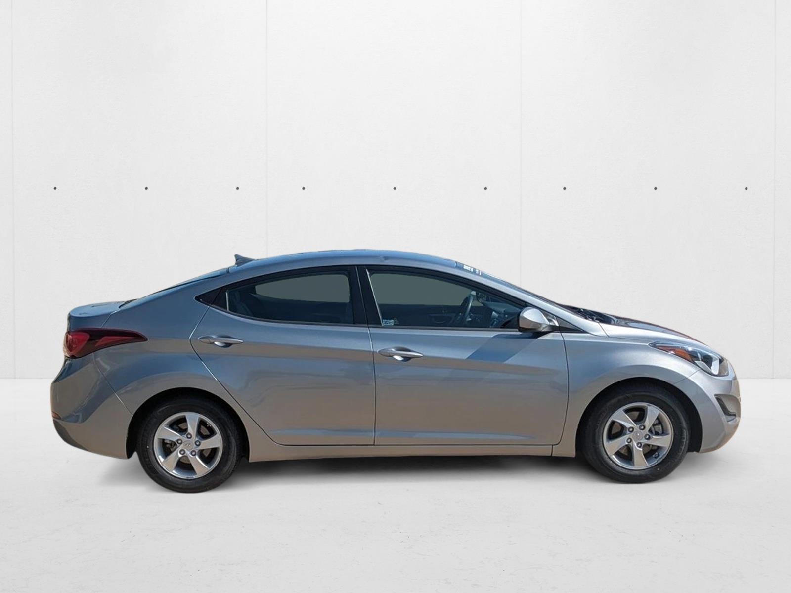 2015 Hyundai Elantra SE photo 4