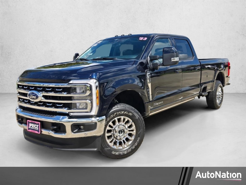 Used 2023 Ford F-350 LARIAT Truck Crew Cab