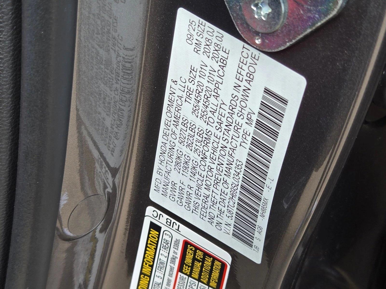 2025 Acura RDX A-Spec Package - Photo 18