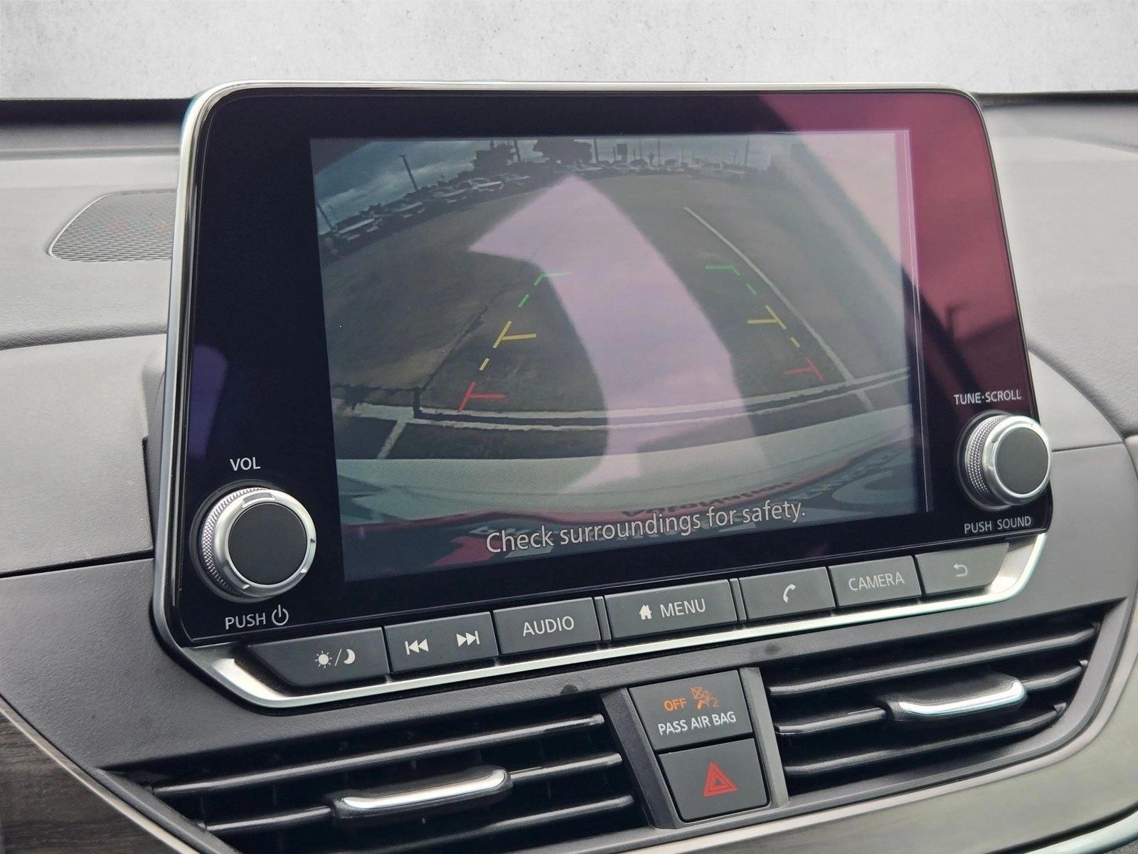 2025 Nissan Altima SV - Photo 13