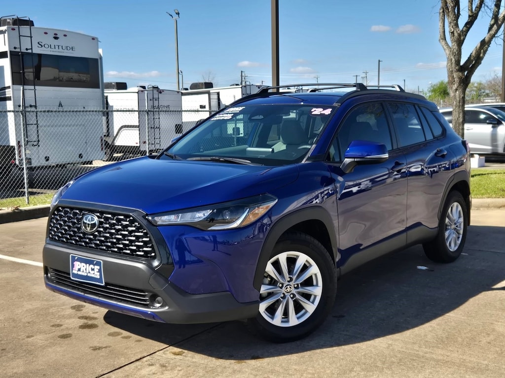 Used 2024 Toyota Corolla Cross LE SUV