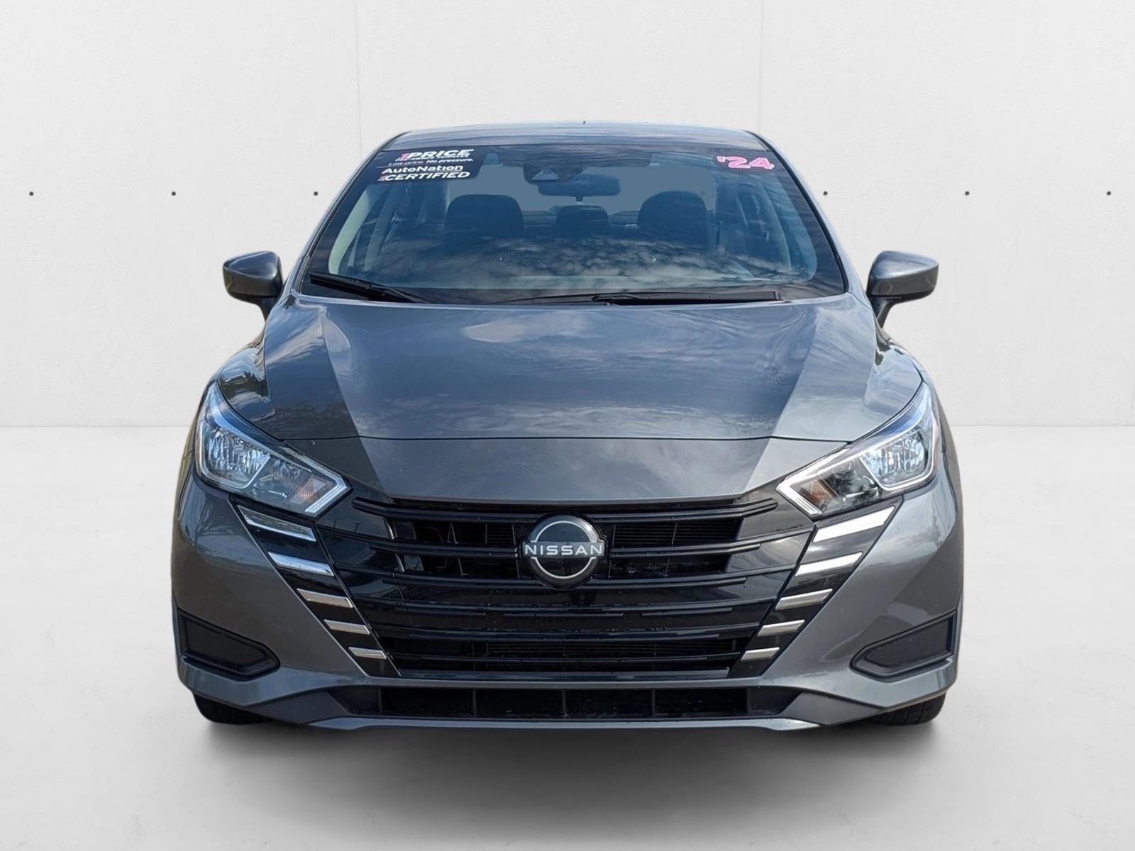 2024 Nissan Versa SV photo 2