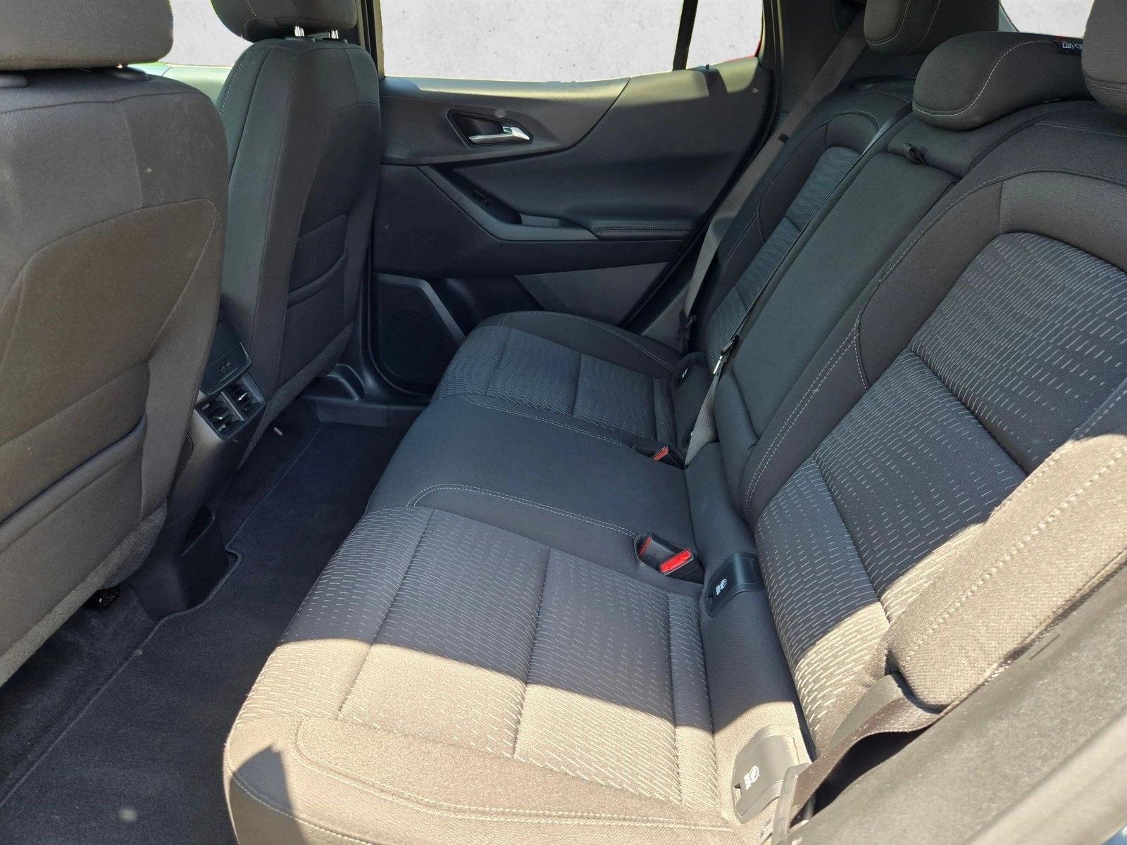 2025 Chevrolet Equinox LT - Photo 17
