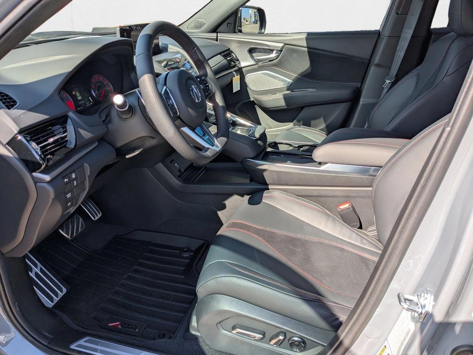 2025 Acura RDX A-Spec photo 4