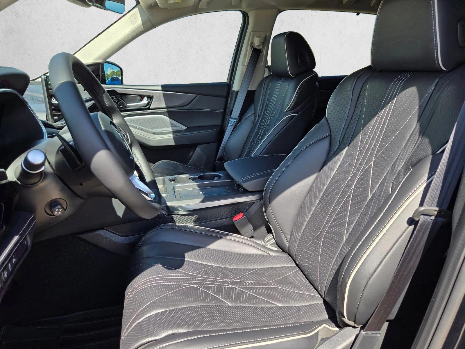 2026 Acura MDX SH-AWD Advance photo 2