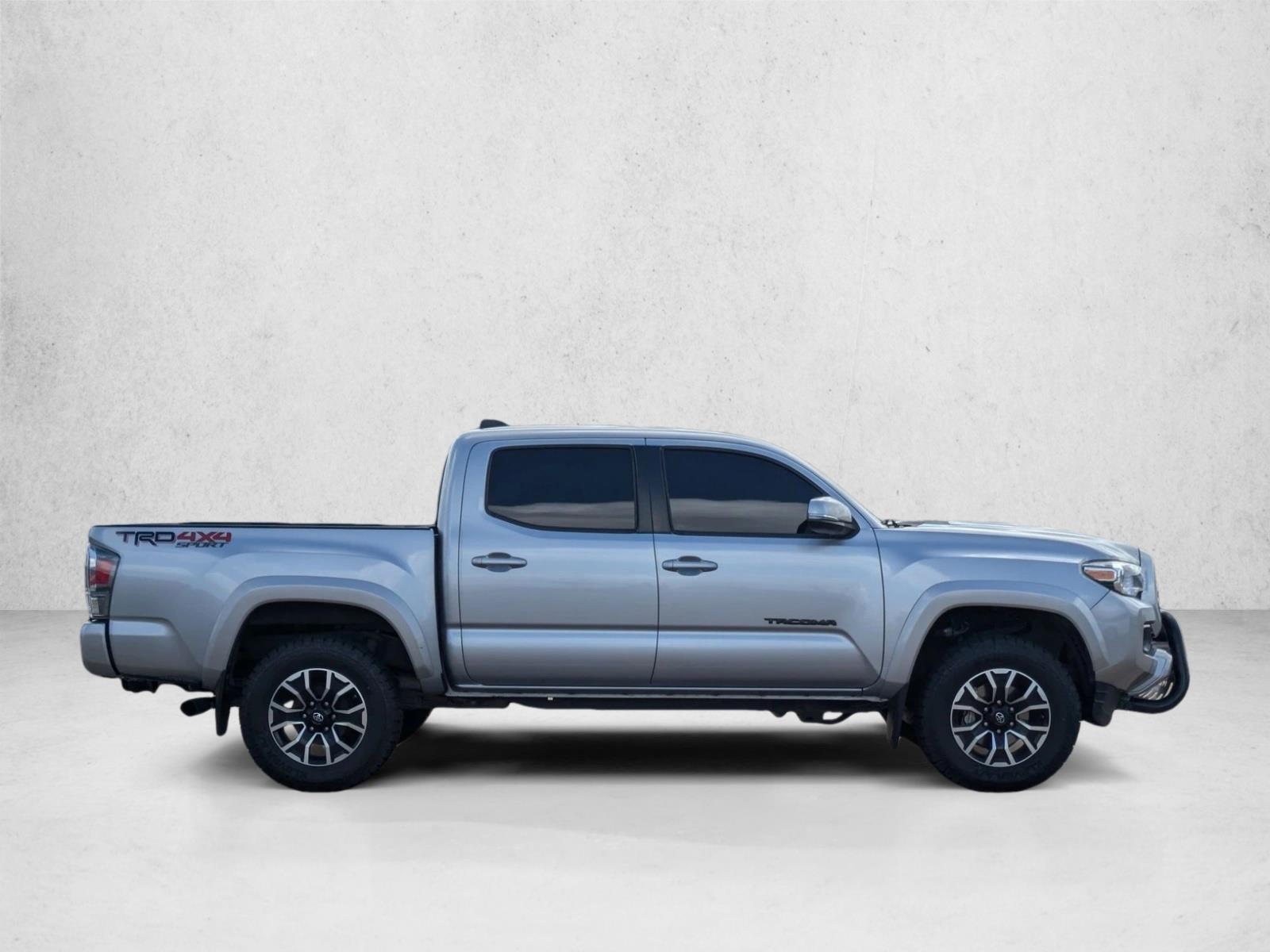 2020 Toyota Tacoma TRD Sport Double Cab photo 4