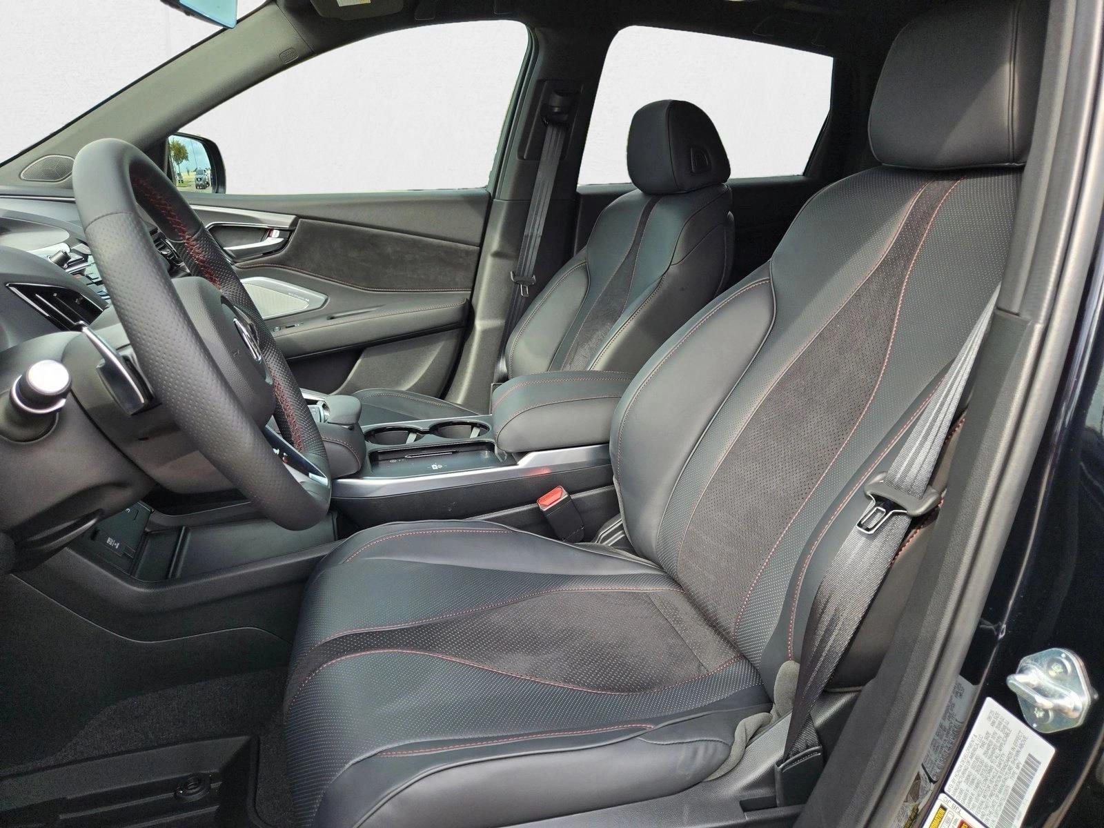 2025 Acura RDX A-Spec photo 4