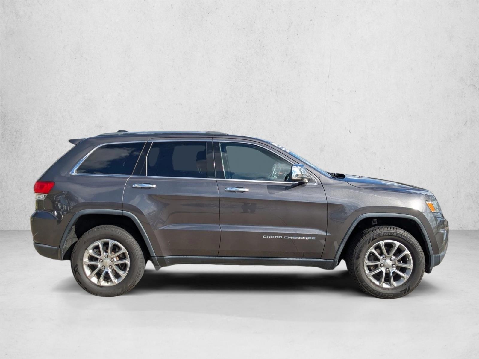 2016 Jeep Grand Cherokee Limited photo 3