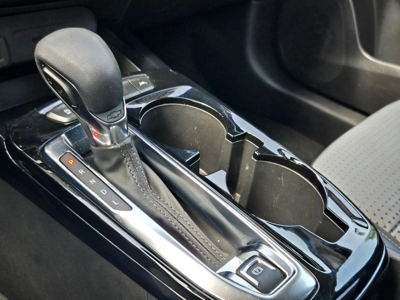 2025 Chevrolet Trax LT - Photo 11
