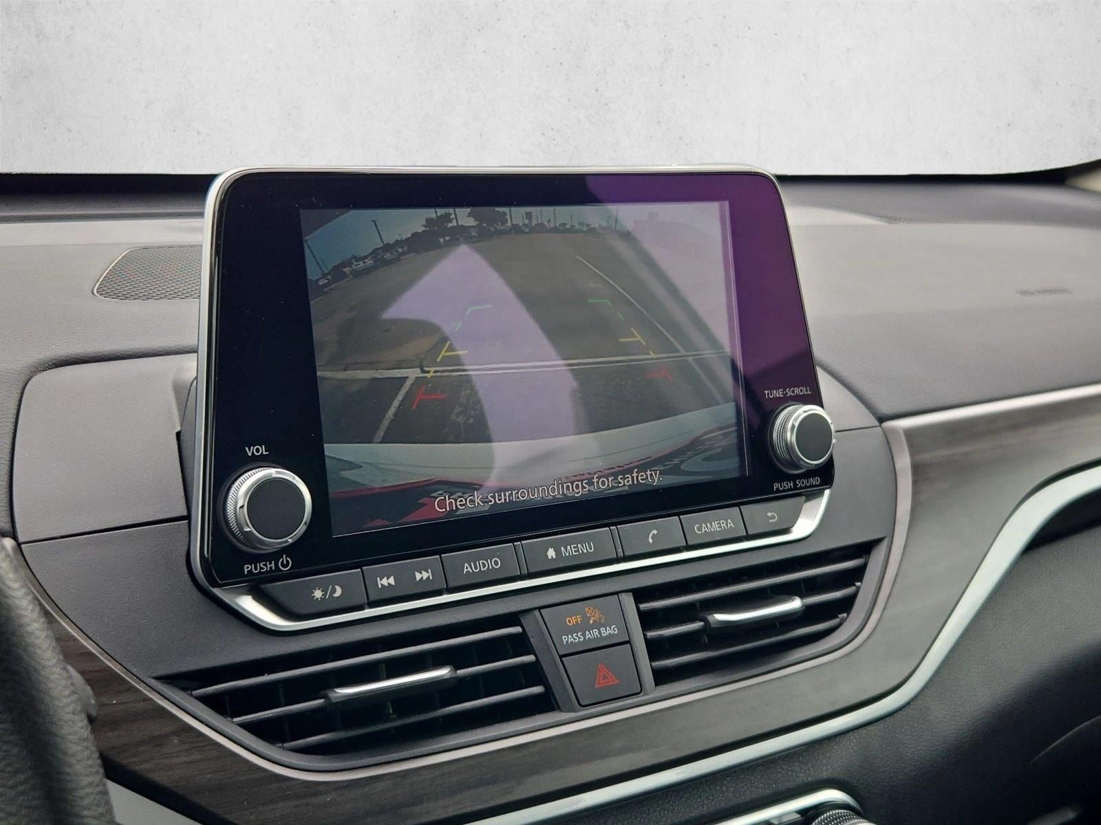 2025 Nissan Altima SV - Photo 13