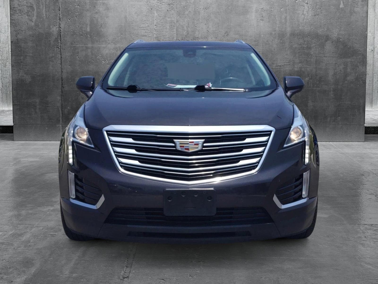 Used 2018 Cadillac XT5 Luxury with VIN 1GYKNCRS8JZ194168 for sale in League City, TX