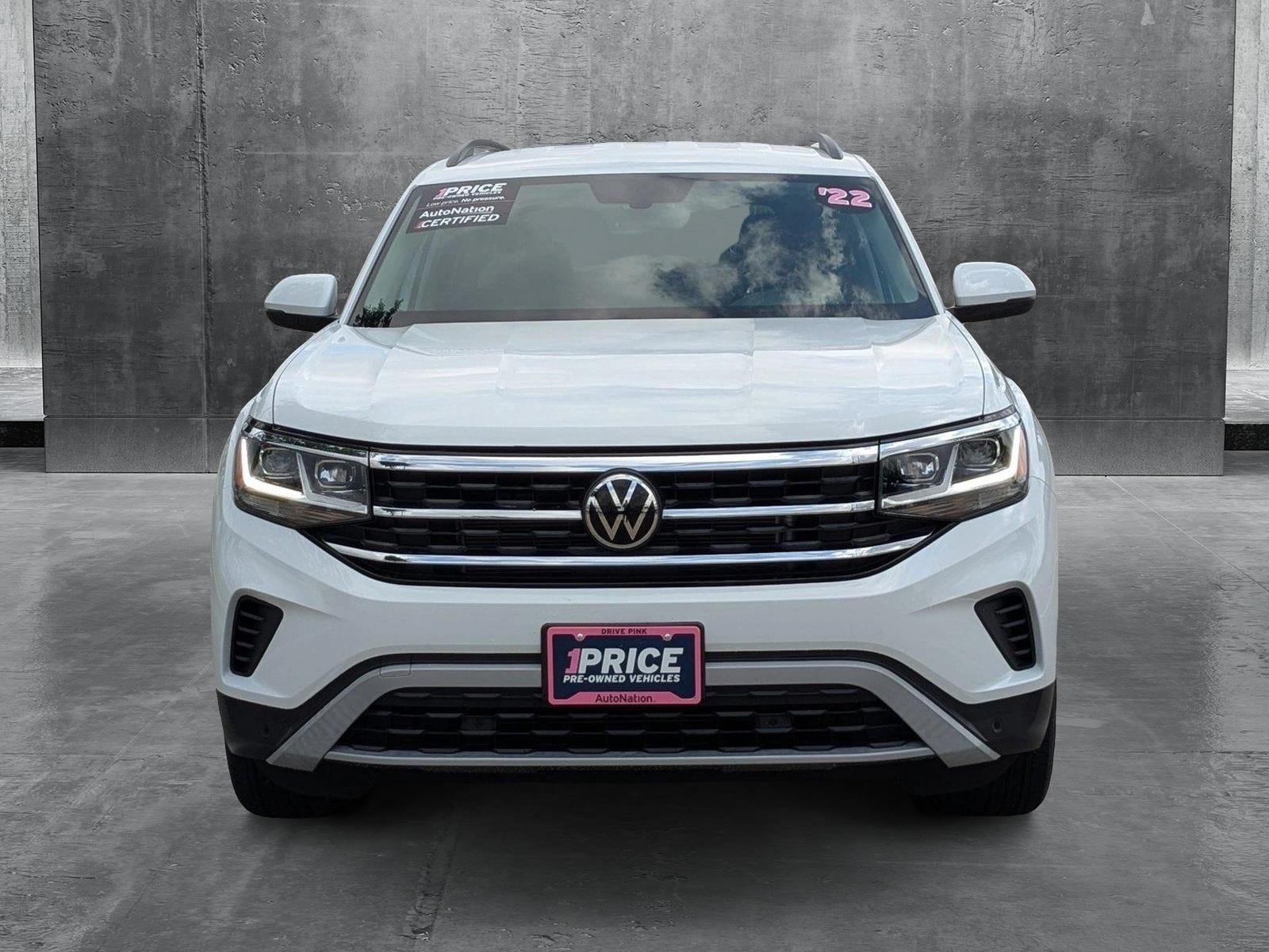 Used 2022 Volkswagen Atlas SE w/Tech with VIN 1V2WR2CA5NC558317 for sale in League City, TX