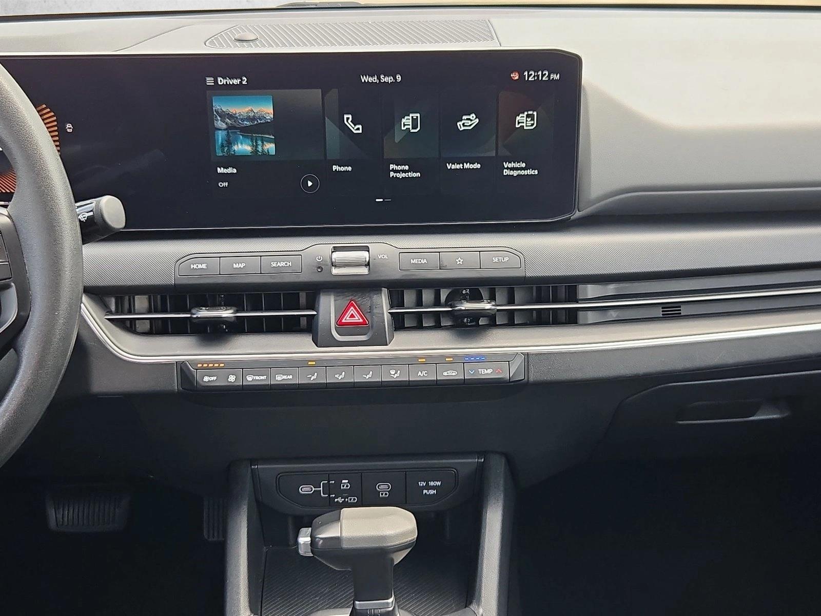 2025 Kia K4 LXS - Photo 13