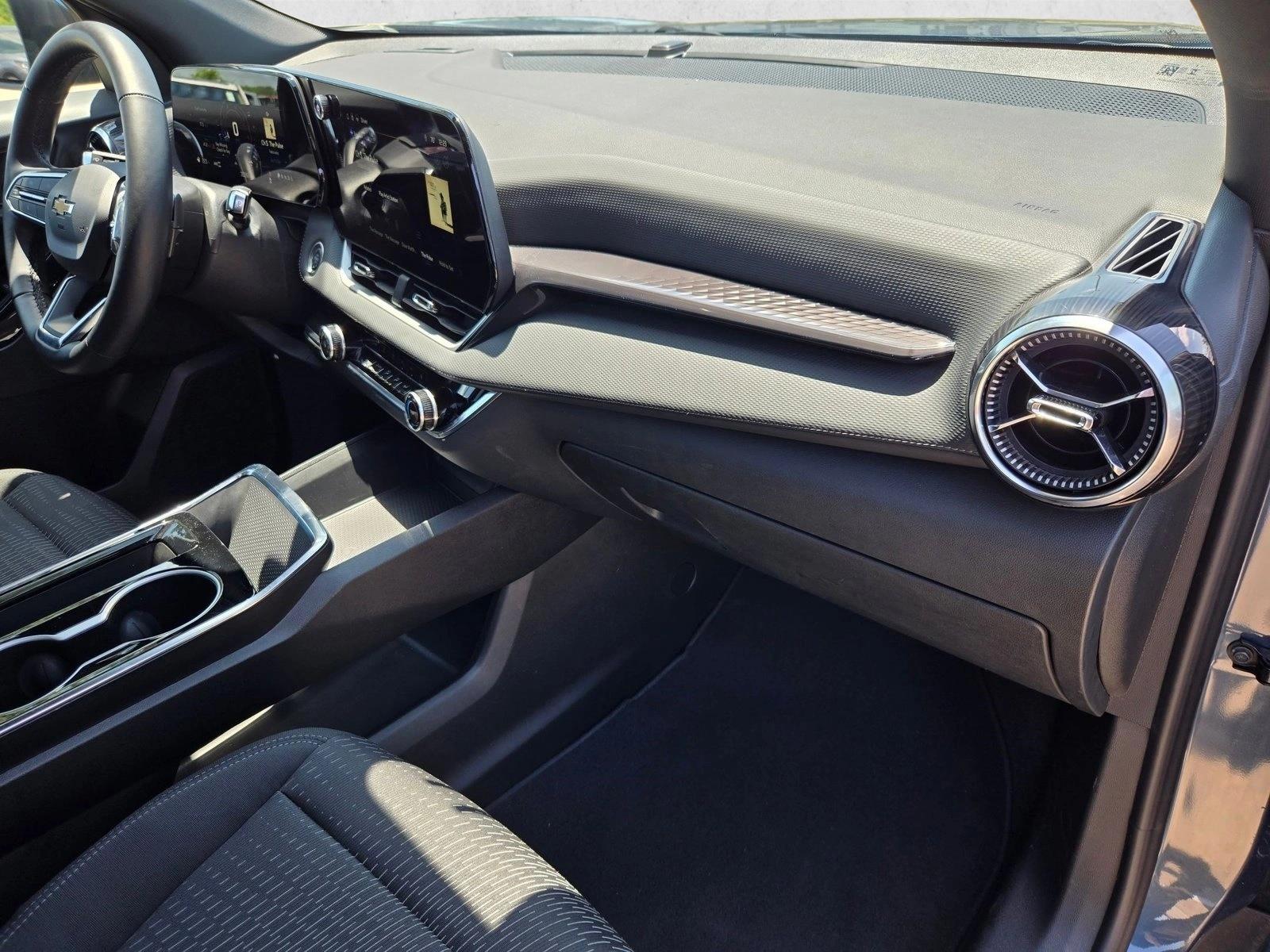 2025 Chevrolet Equinox LT - Photo 20
