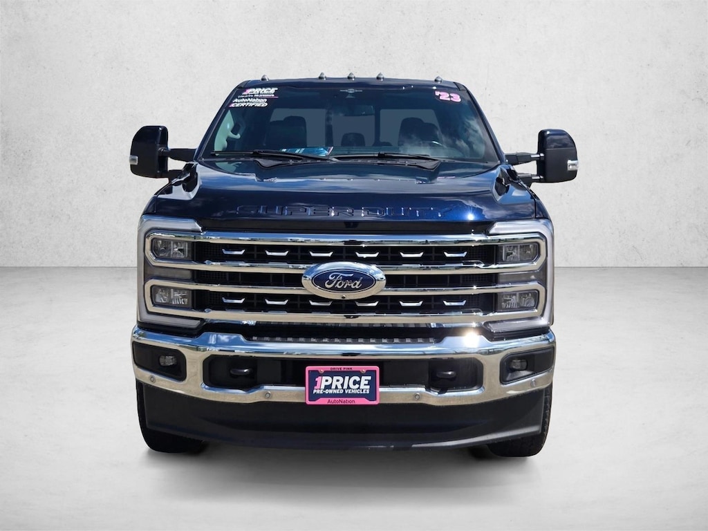 Used 2023 Ford F-350 LARIAT Truck Crew Cab