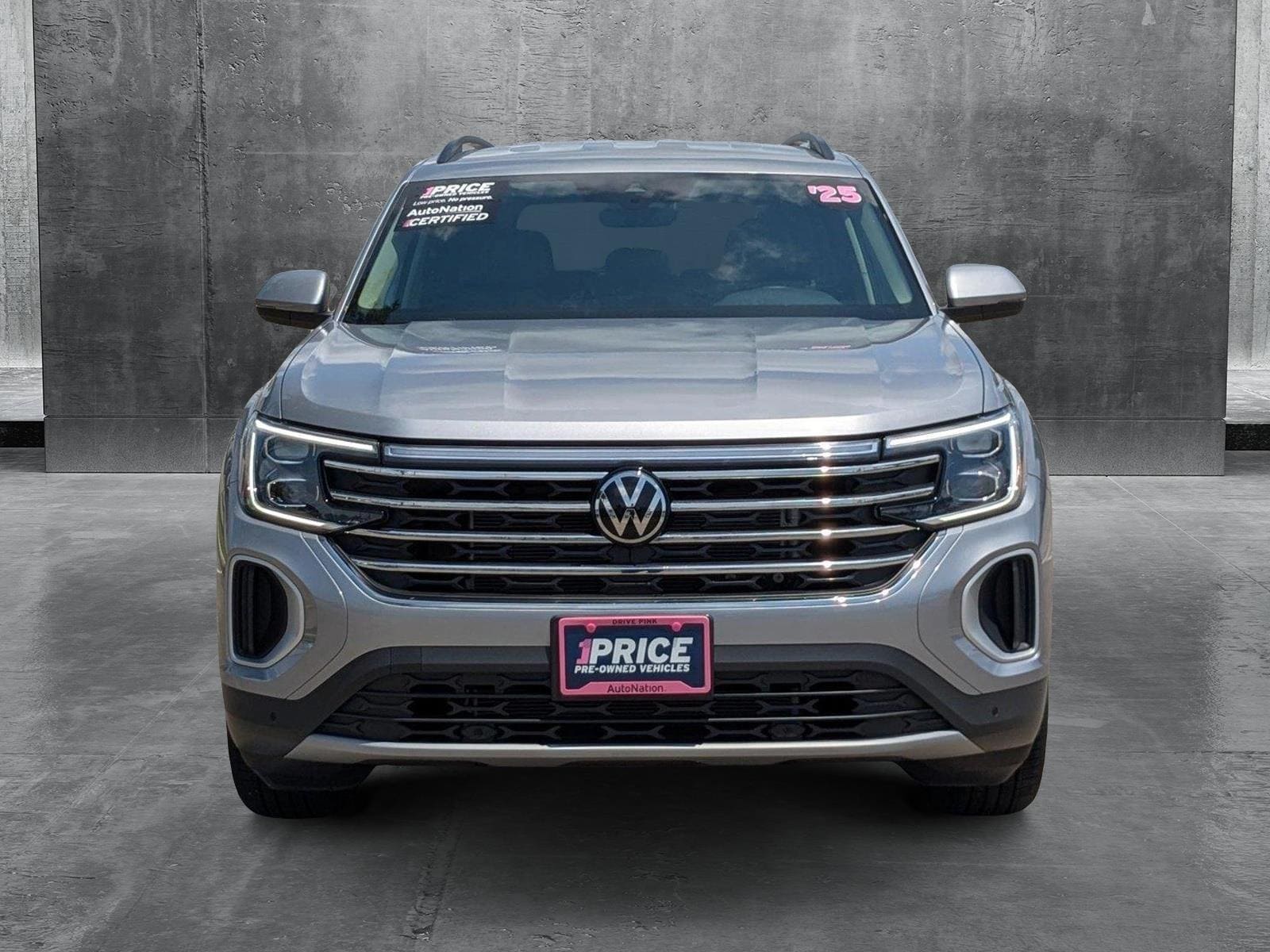Used 2025 Volkswagen Atlas SE w/Tech with VIN 1V2WR2CA5SC515205 for sale in League City, TX