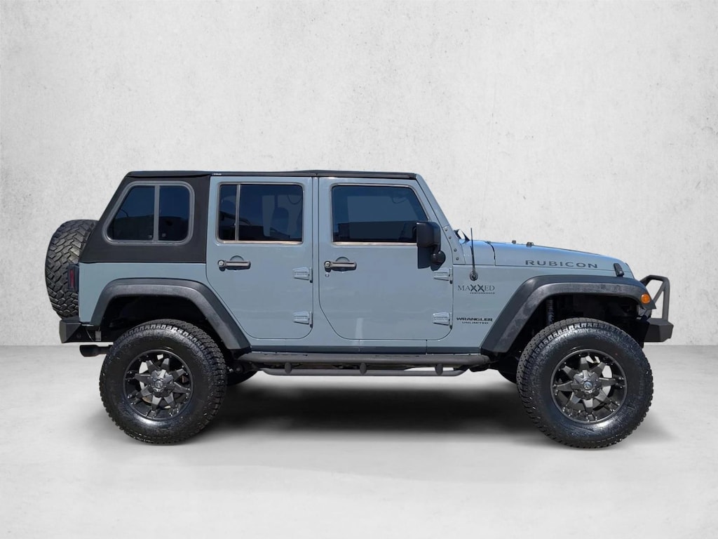 Used 2015 Jeep Wrangler Unlimited Rubicon SUV